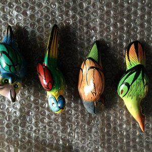Lot of 4 ceramic hand painted birds figurines jungle decors home decor diy